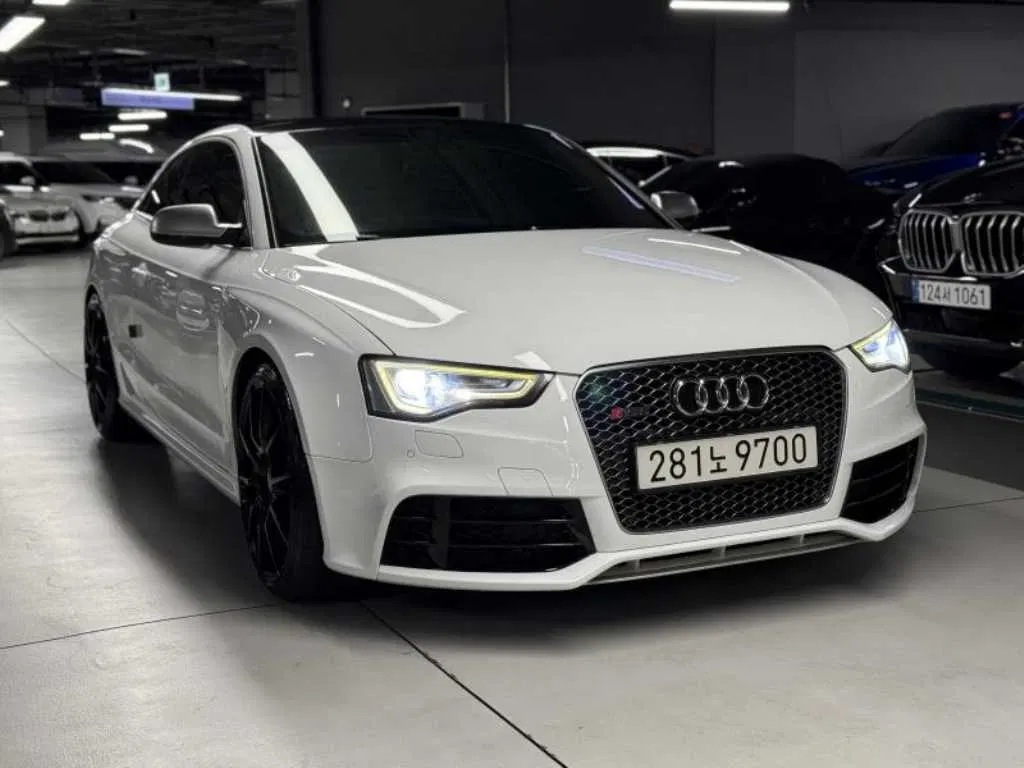 Audi RS5 4.2 FSI Quattro 2013 — photo 1 sur 26