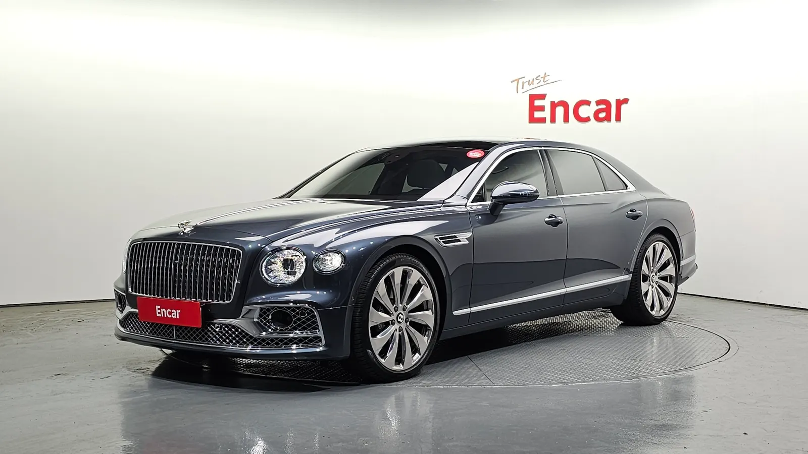 Bentley Flying Spur 3e génération 4.0 2022 — photo 1 sur 20