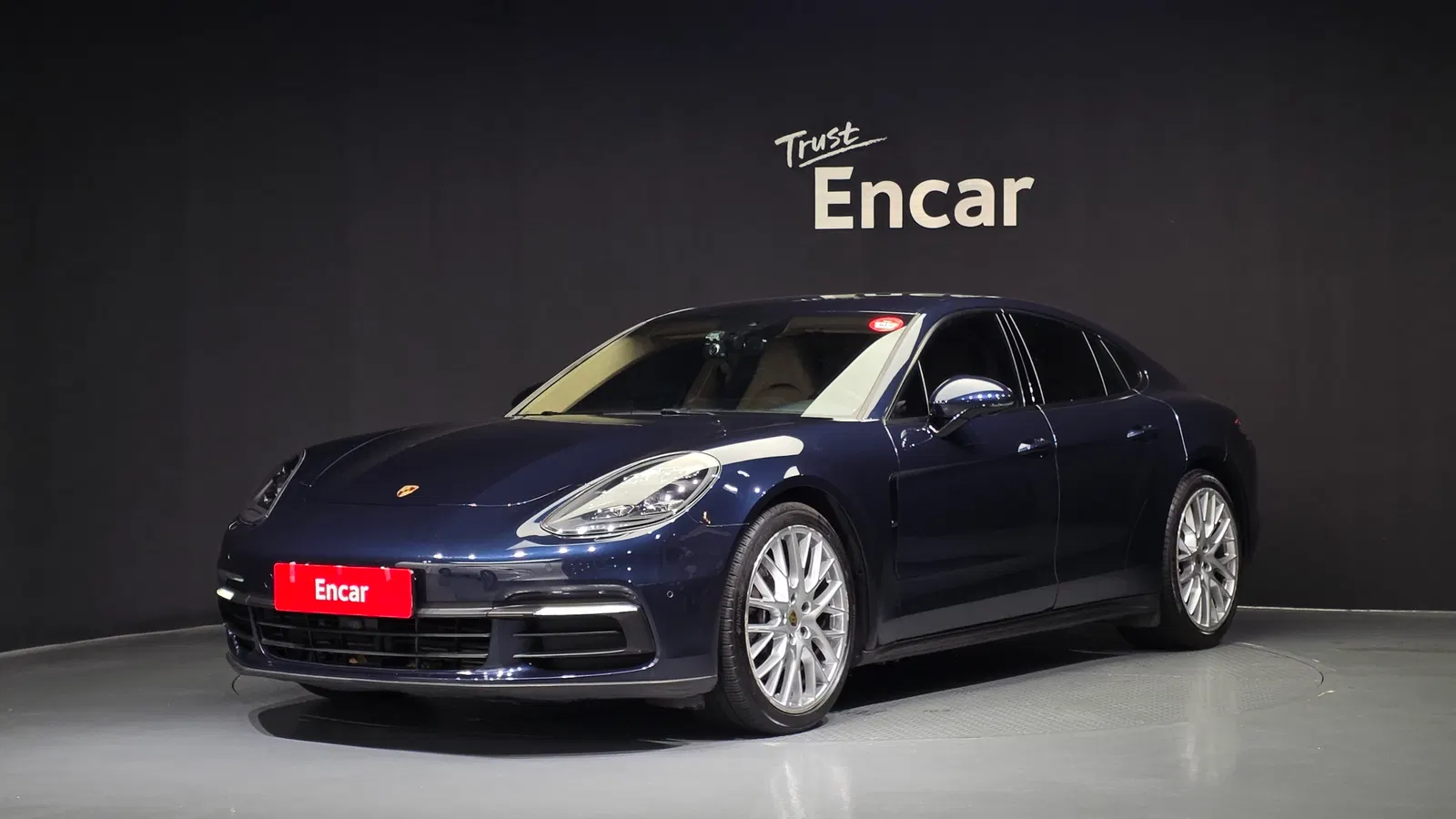 Porsche Panamera (971) 3.0 AWD 2018 — photo 1 sur 20
