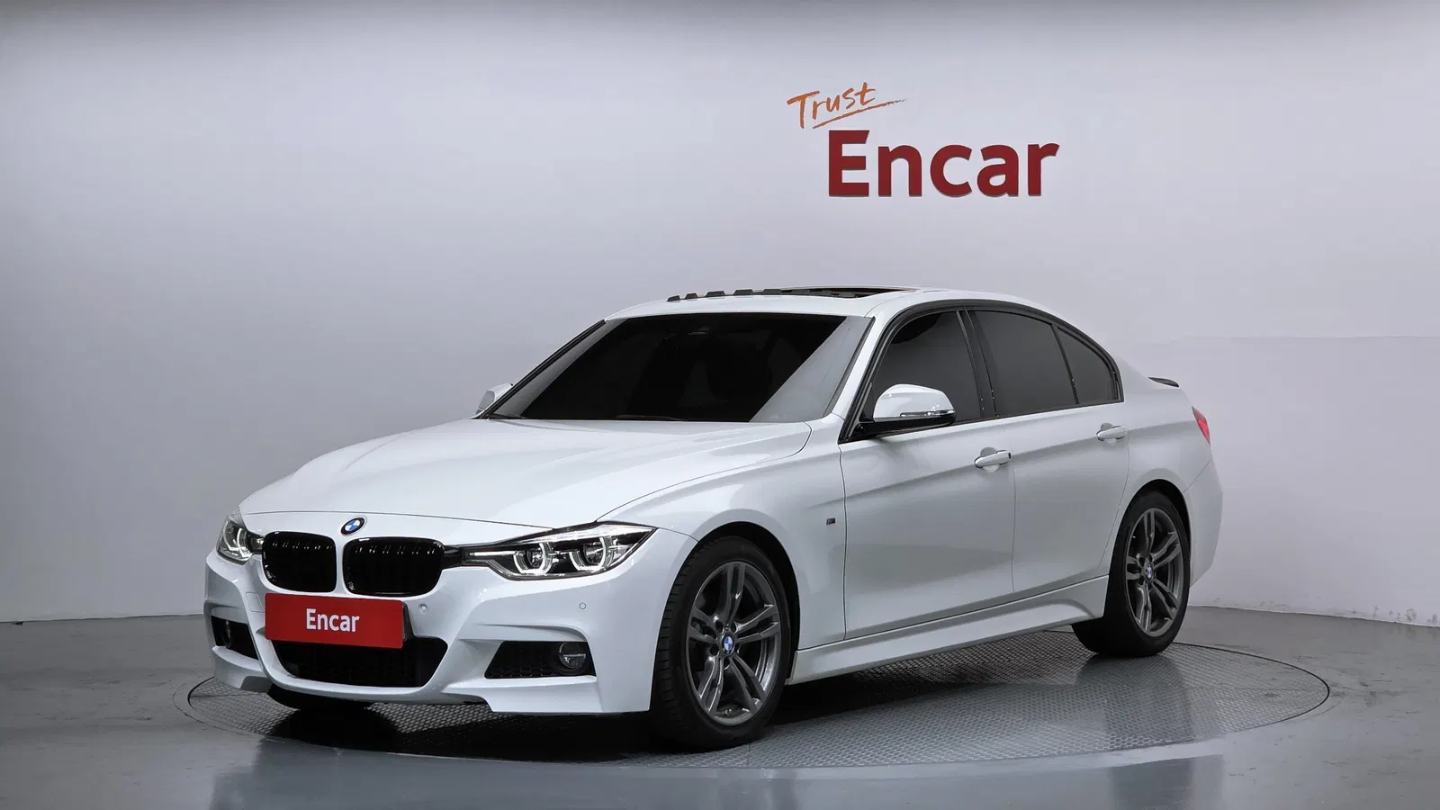 BMW Série 3 (F30) 320i M Sport 2018 — photo 1 sur 20