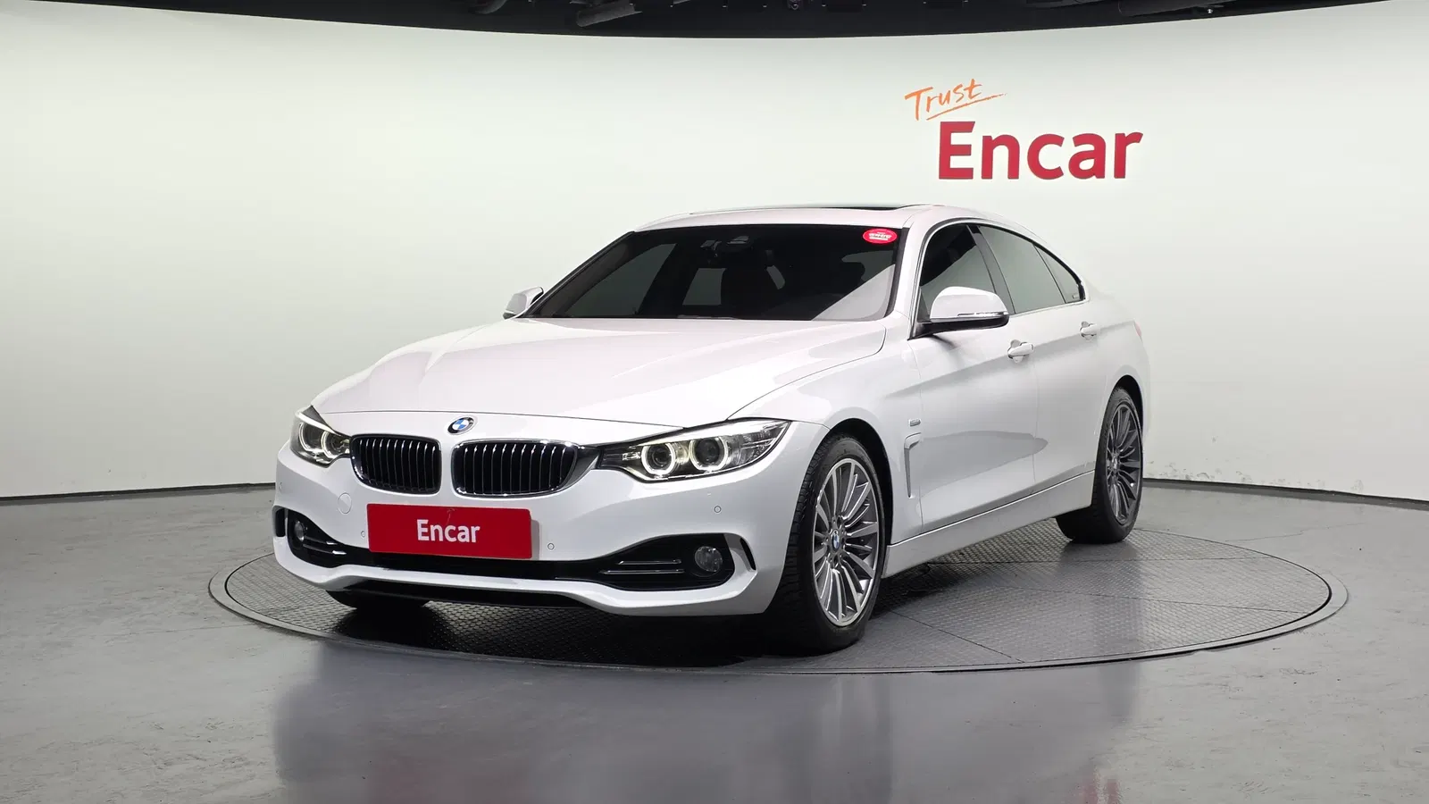 BMW Série 4 (F32) 420d Luxury GranCoupé 2016 — photo 1 sur 20