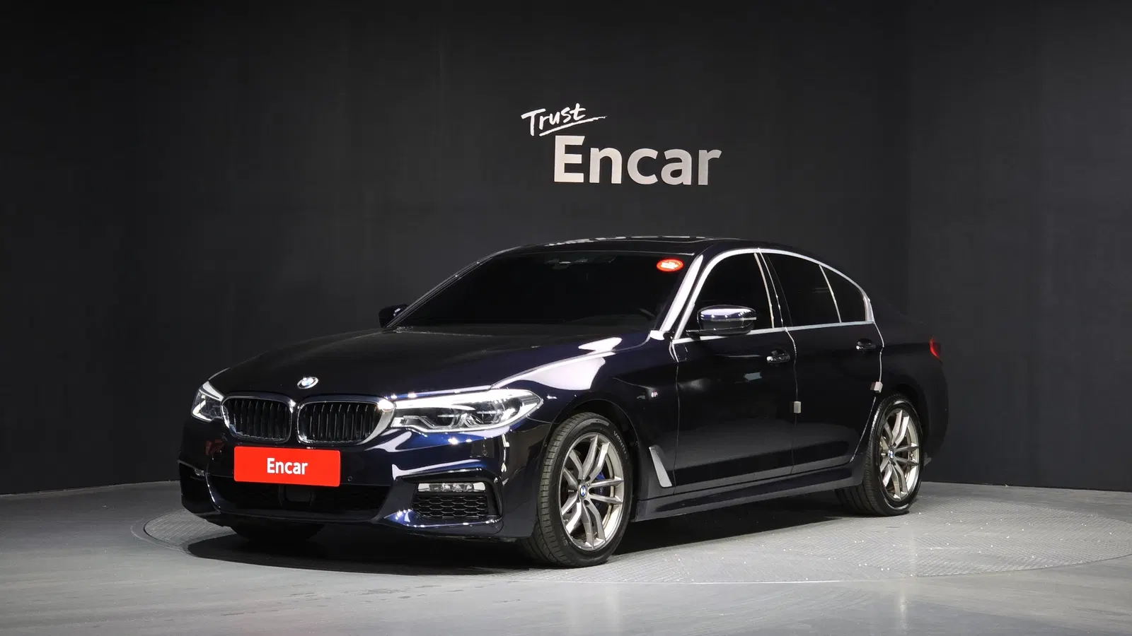 BMW Série 5 (G30) 530i xDrive M Sport 2018 — photo 1 sur 20