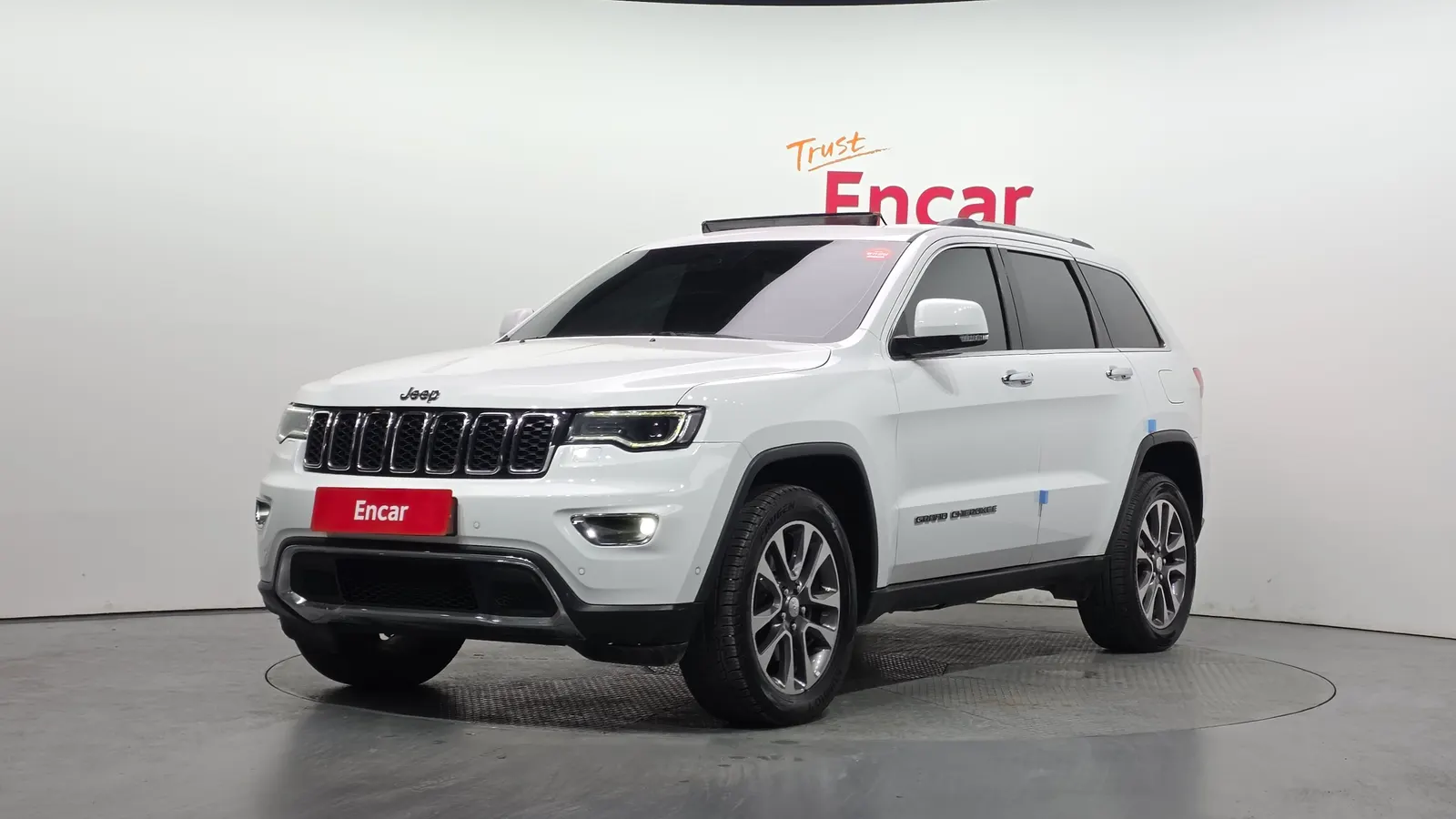 Jeep Grand Cherokee 3.6 Limited 2018 — photo 1 sur 32