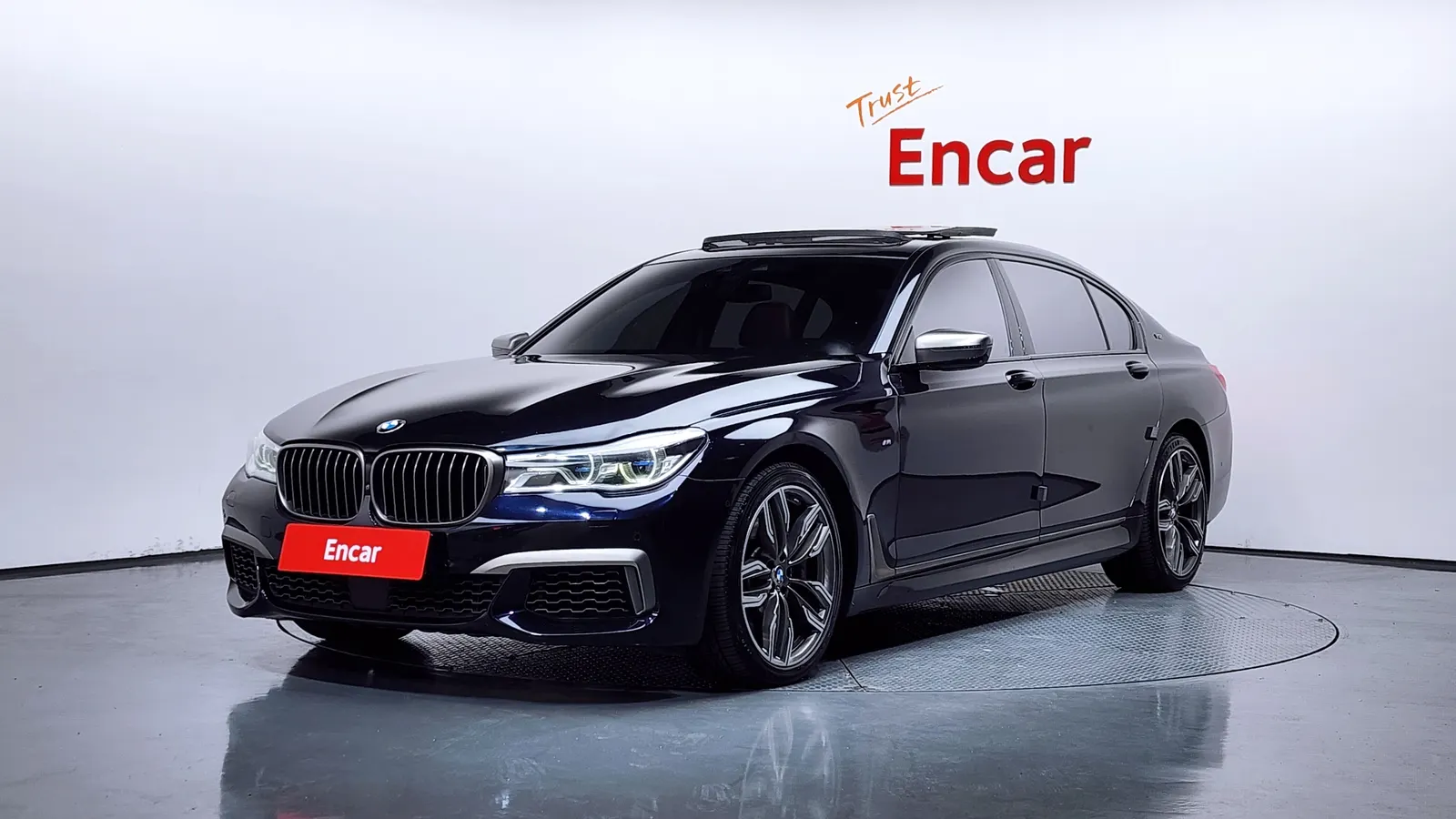 BMW Série 7 (G11) M760Li xDrive 2018 — photo 1 sur 26