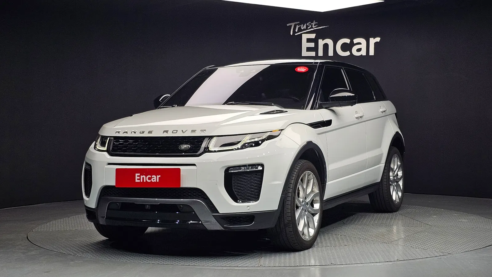 Land Rover Range Rover Evoque 2.0 TD4 HSE Dynamic 2016 — photo 1 sur 20