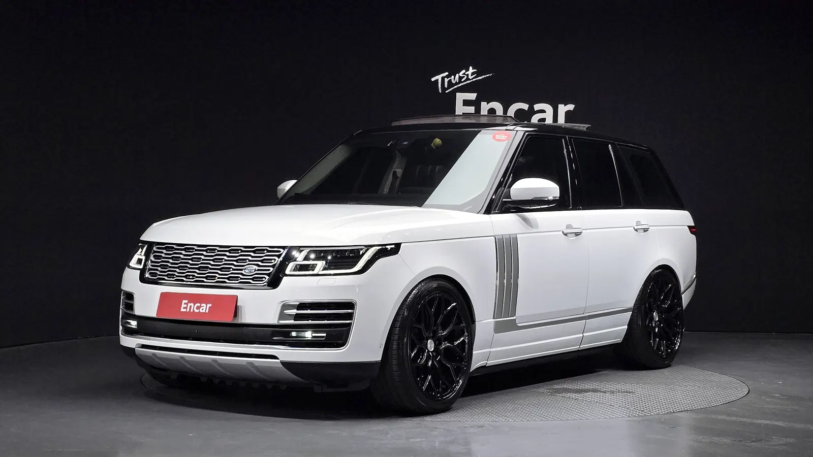 Land Rover Range Rover 4e génération 4.4 SDV8 Vogue SE Diesel 2016 — photo 1 sur 26