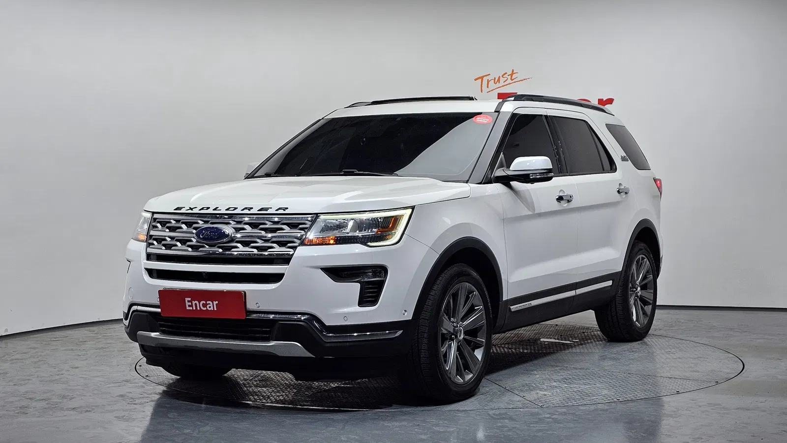Ford Explorer 2.3 Limited 4WD 2019 — photo 1 sur 33