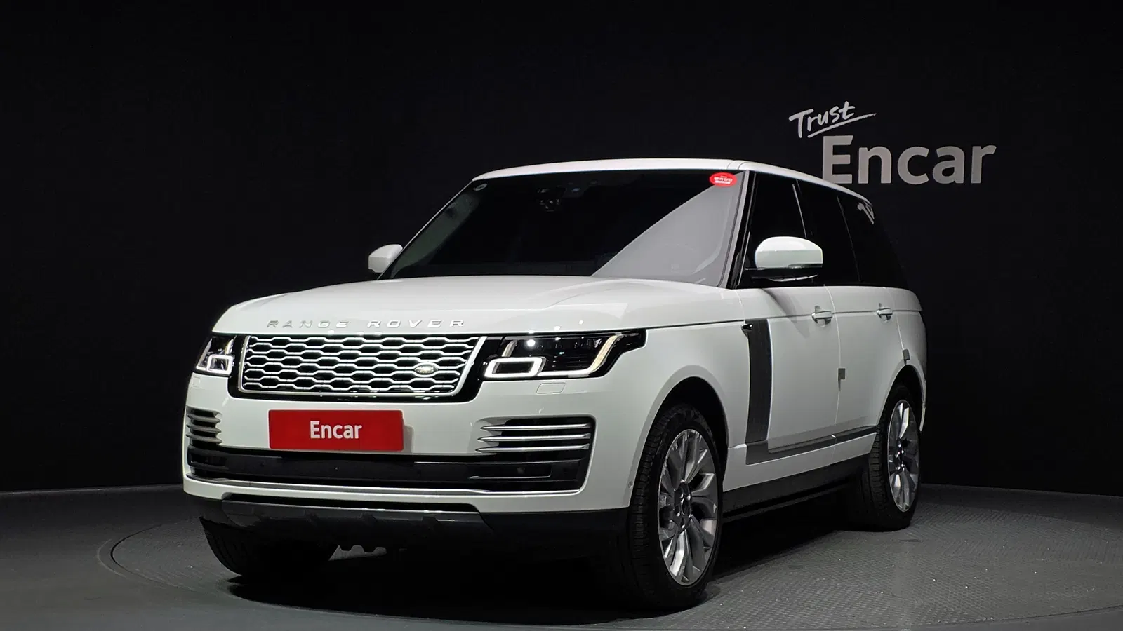 Land Rover Range Rover 4e génération 4.4 SDV8 AB Diesel 2020 — photo 1 sur 20