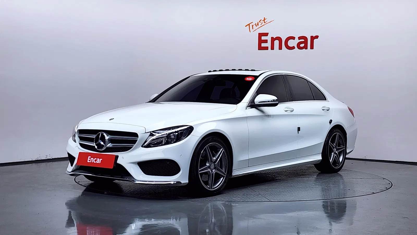 Mercedes-Benz Classe C AMG Line · C200 (W205) 2017 — photo 1 sur 20