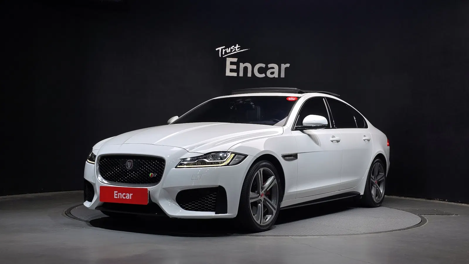 Jaguar XF (X260) 3.0 S AWD 2017 — photo 1 sur 20