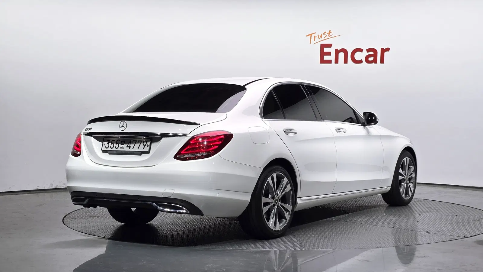 Mercedes-Benz Classe C C200 Avantgarde (W205) 2018 — photo 1 sur 31