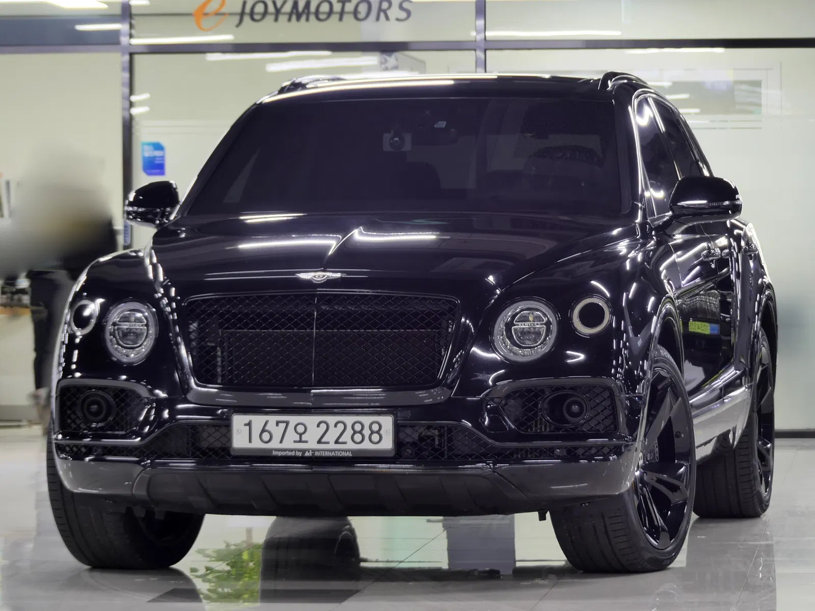 Bentley Bentayga 3.0 Plug-in HEV 2020 — photo 1 sur 26