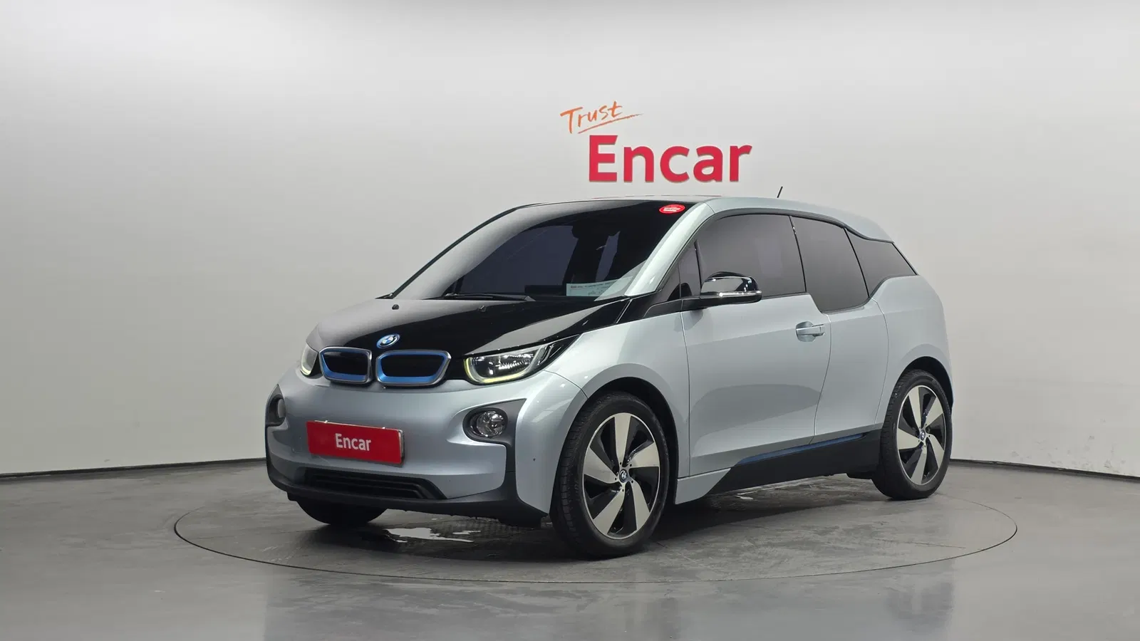 BMW i3 Lux 2015 — photo 1 sur 26