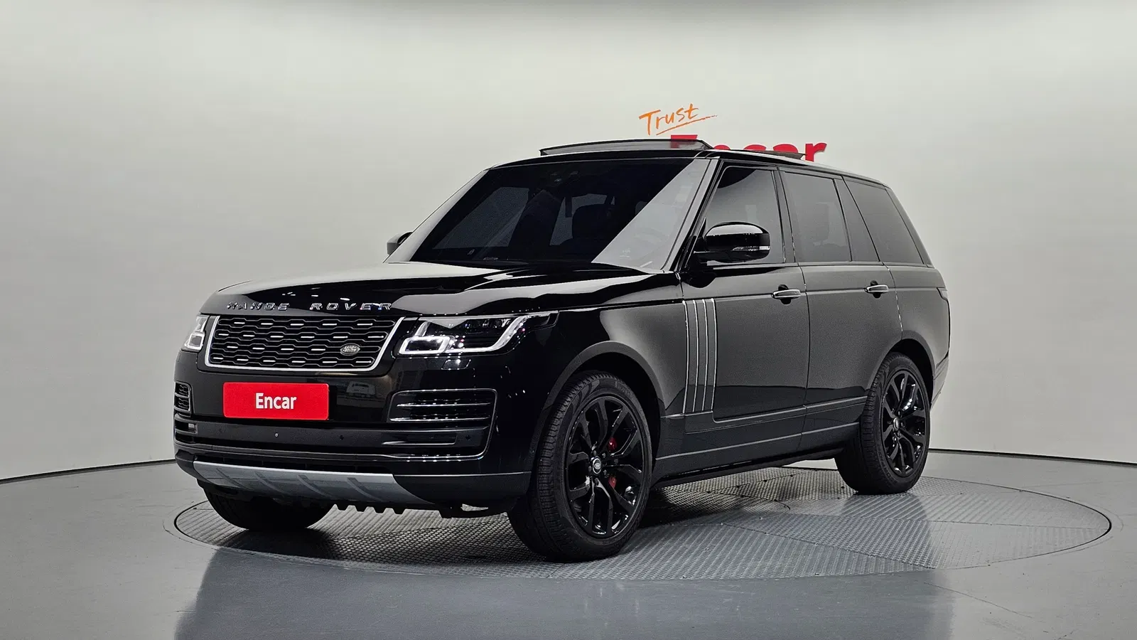 Land Rover Range Rover 4e génération 5.0 SC SV AB Dynamic SWB 2019 — photo 1 sur 20
