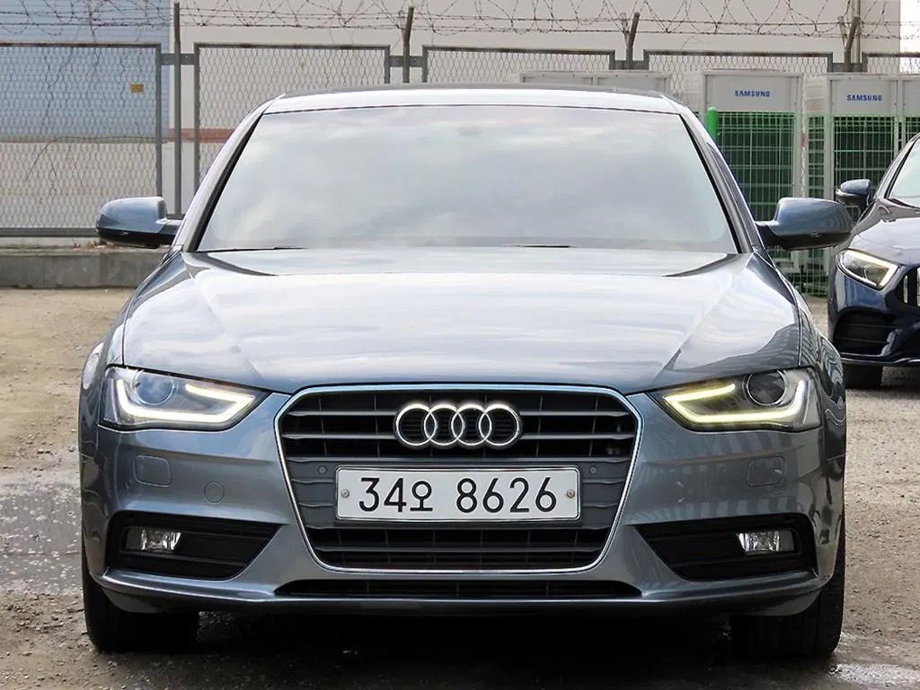 Audi A4 2.0 TDI Dynamic 2014 — photo 1 sur 24