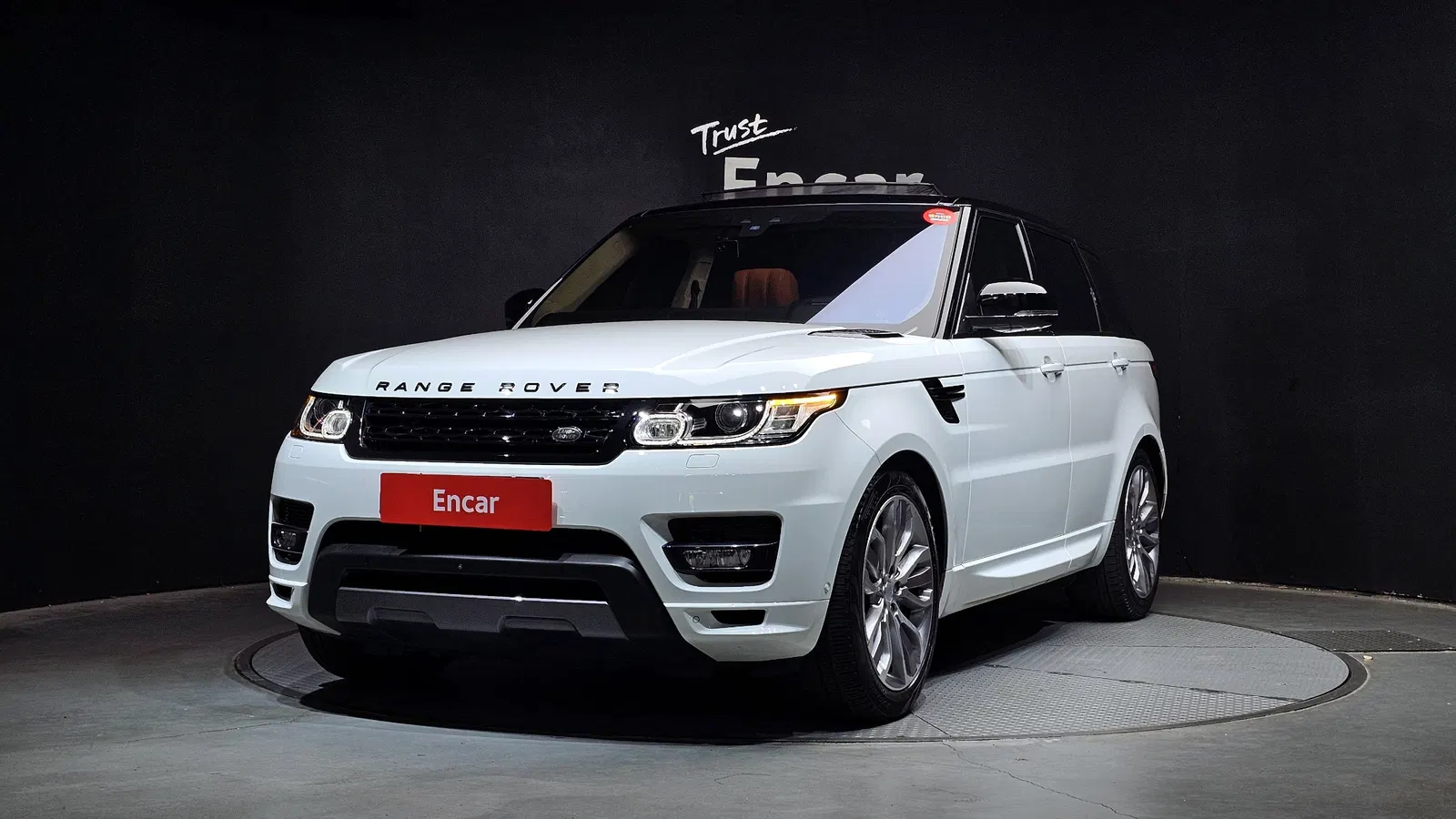 Land Rover Range Rover Sport 2e génération 3.0 SDV6 AB Dynamic 2017 — photo 1 sur 30