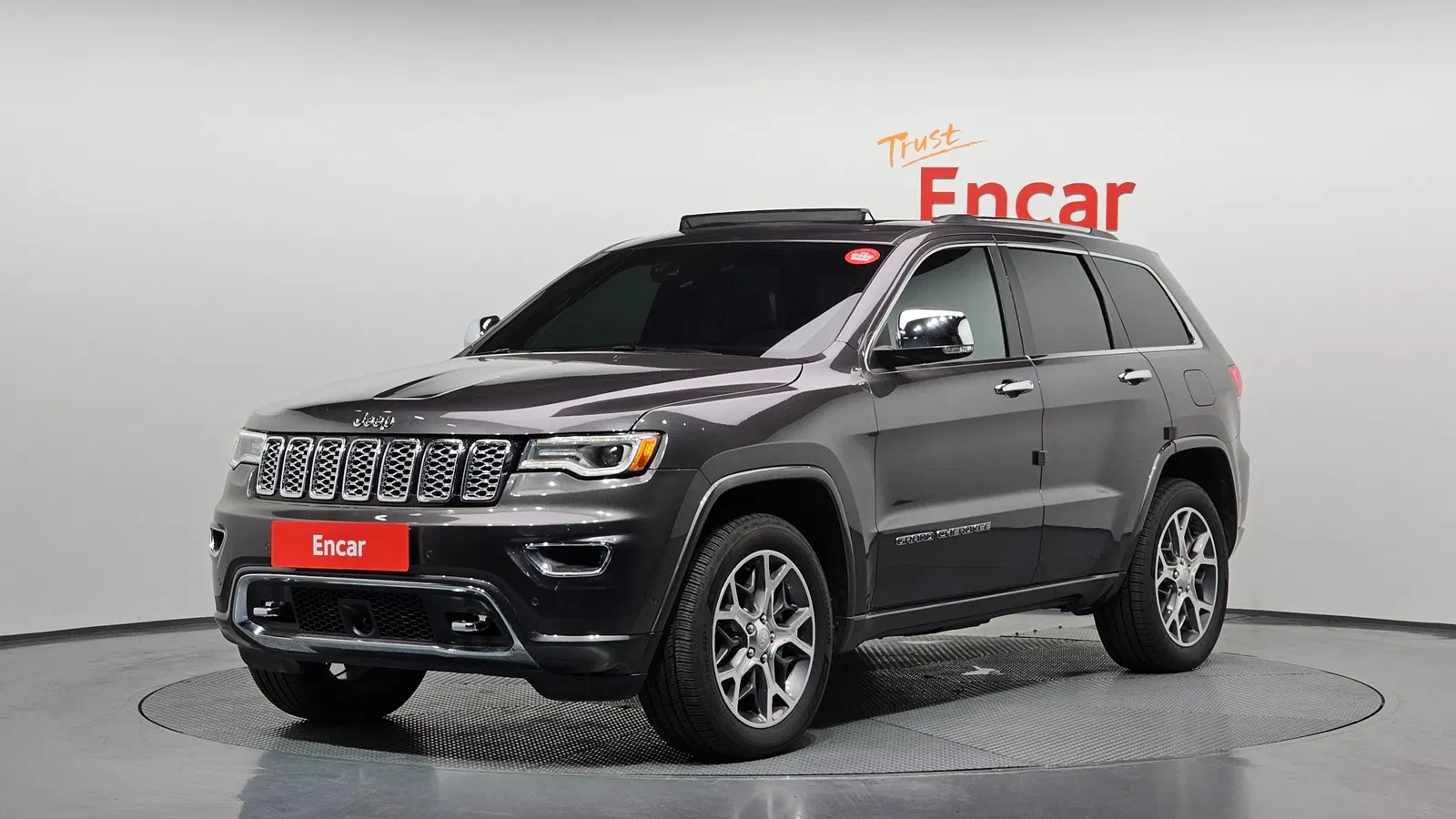 Jeep Grand Cherokee 3.6 Overland 2020 — photo 1 sur 41