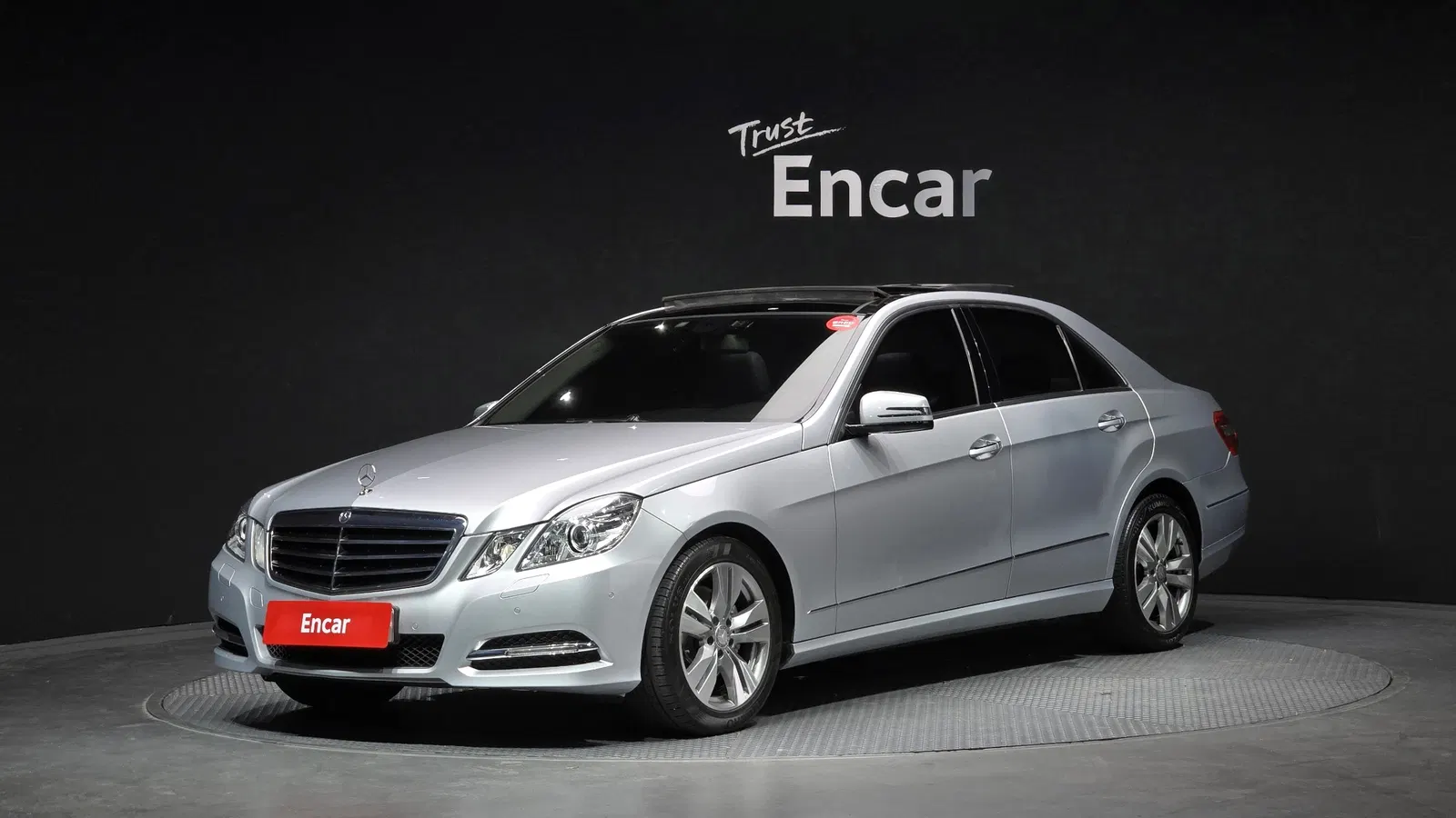 Mercedes-Benz Classe E E350 (W212) 2010 — photo 1 sur 20