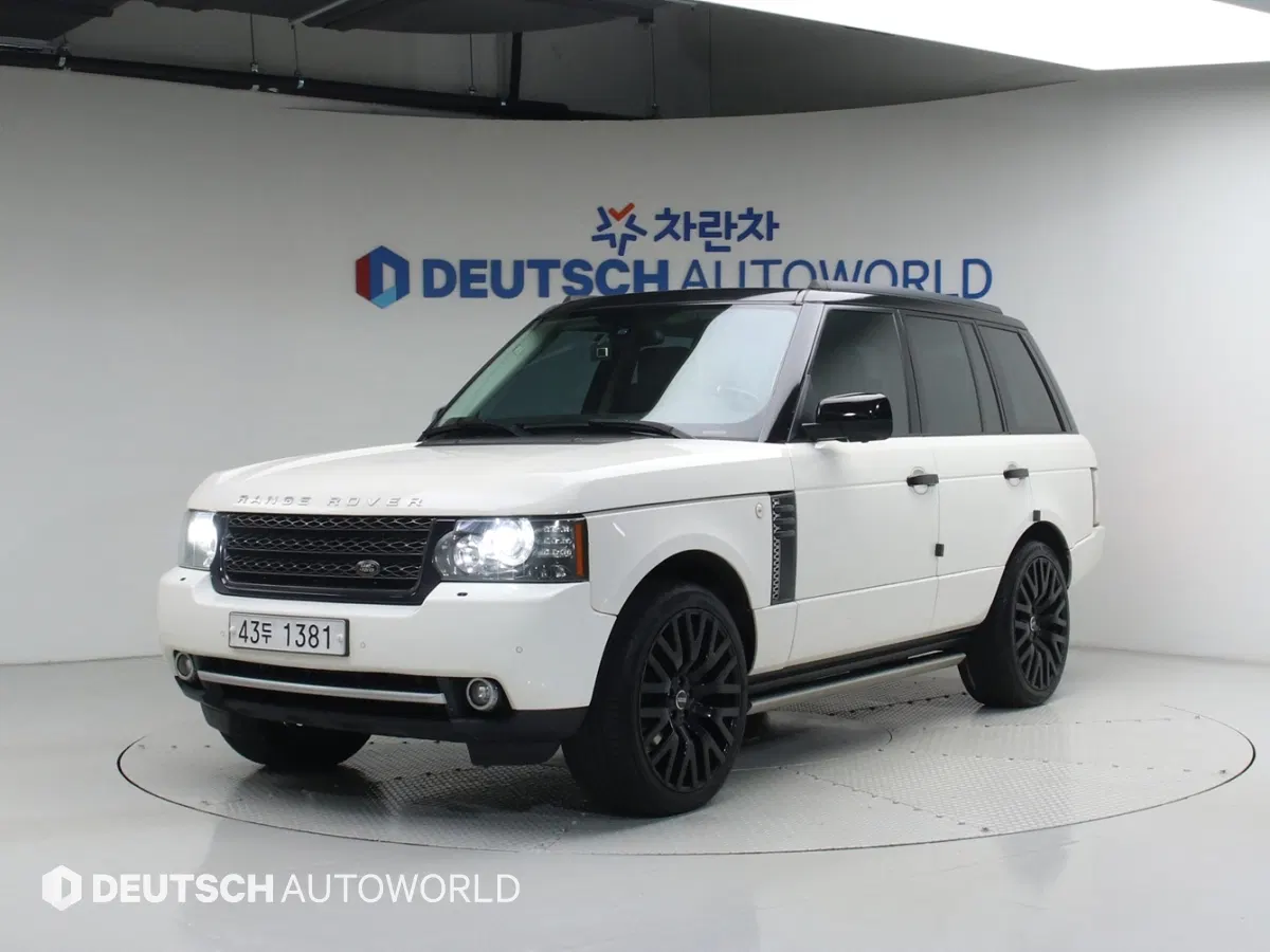 Land Rover Range Rover V8 5.0 Supercharged 2010 — photo 1 sur 26