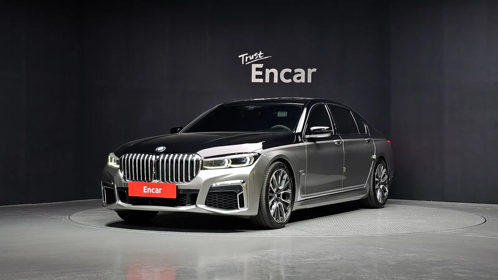 BMW Série 7 (G11) 730Ld xDrive M Sport 2020 — photo 1 sur 20