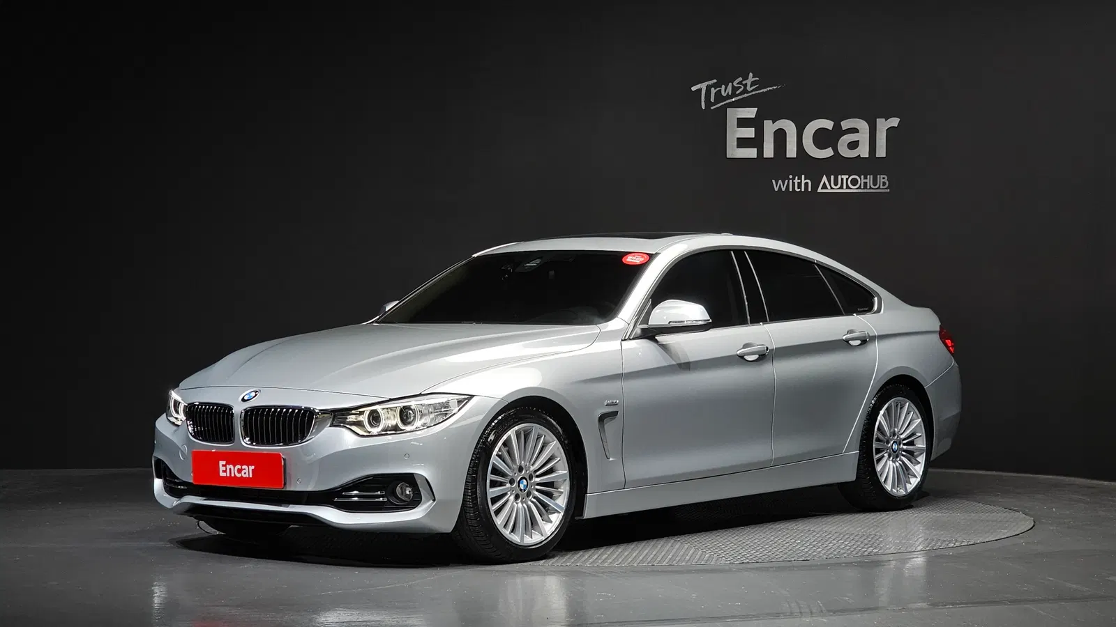 BMW Série 4 (F32) 420i Luxury GranCoupé 2016 — photo 1 sur 20