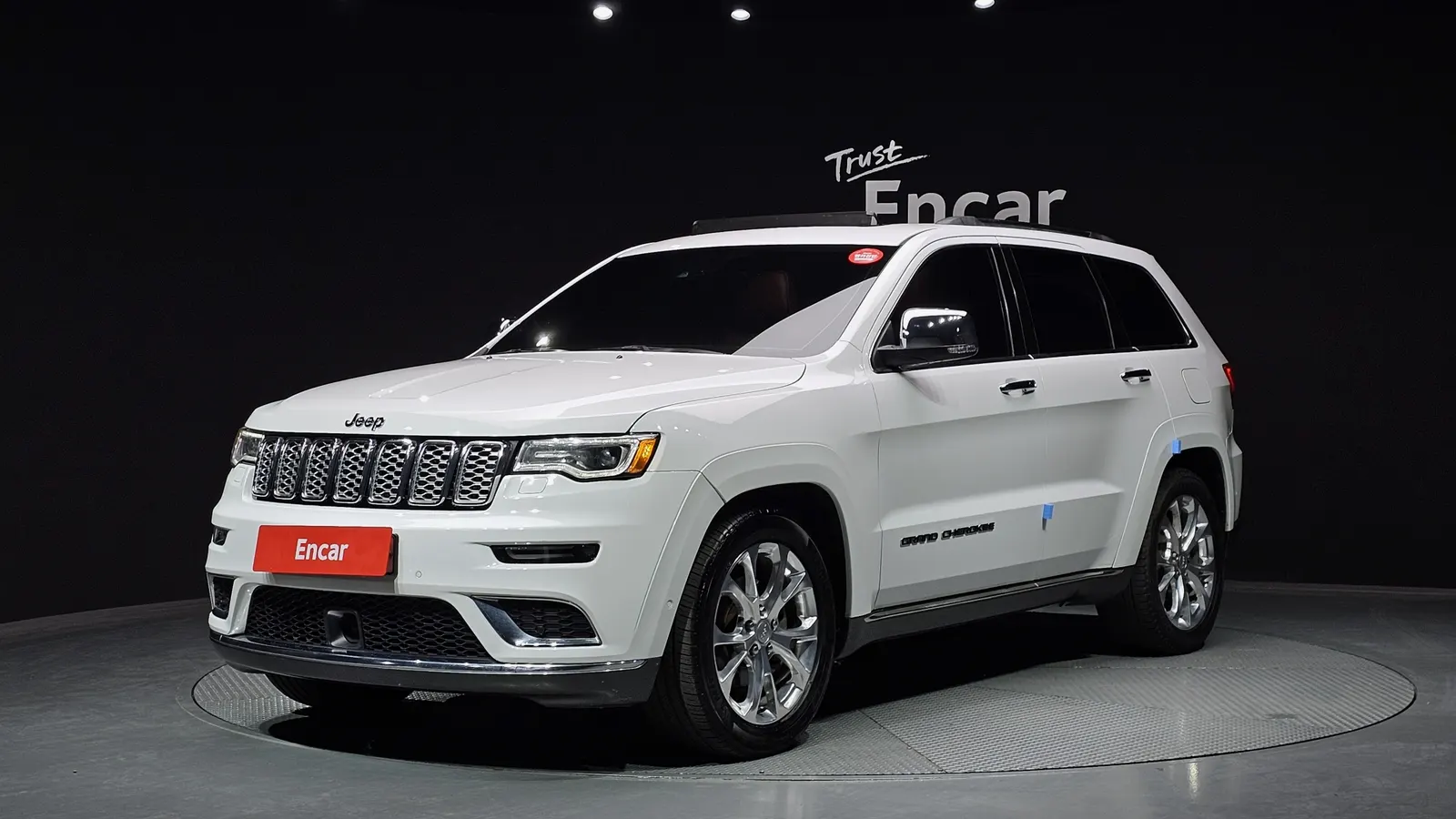 Jeep Grand Cherokee 3.6 Summit 2020 — photo 1 sur 37