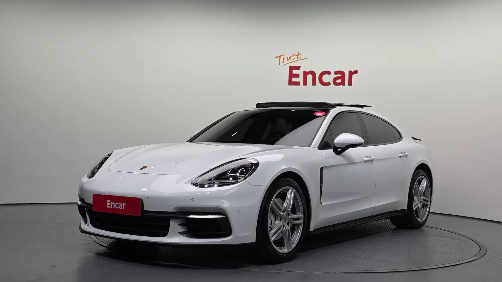 Porsche Panamera (971) 3.0 AWD 2019 — photo 1 sur 20