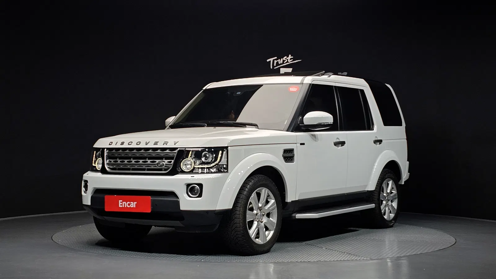 Land Rover Discovery 4 3.0 SDV6 SE 2016 — photo 1 sur 20