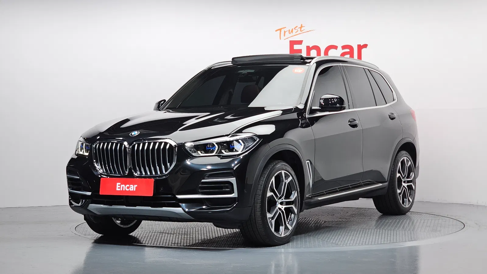 BMW X5 (G05) xDrive 40i xLine 2023 — photo 1 sur 36