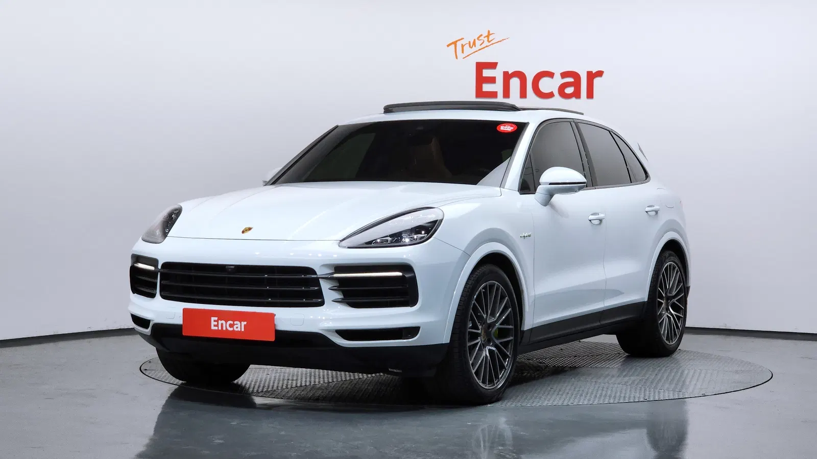 Porsche Cayenne (PO536) 3.0 E-Hybride 2020 — photo 1 sur 44