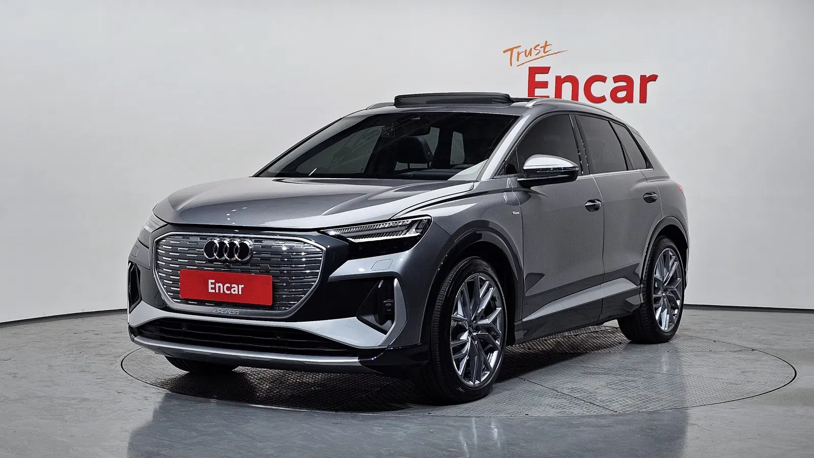 Audi Q4 e-tron (F4) 45 Premium 2025 — photo 1 sur 20