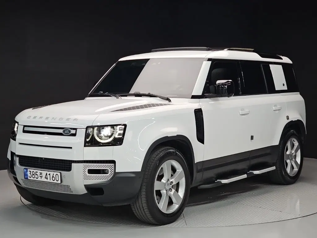 Land Rover Defender (L663) 110 D300 HSE 2023 — photo 1 sur 26