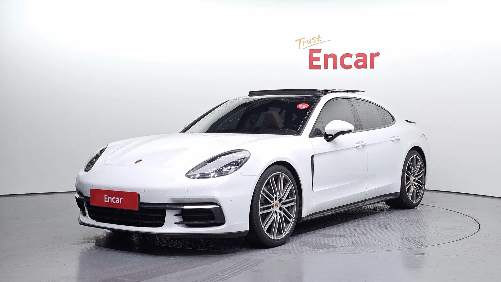 Porsche Panamera (971) 3.0 AWD 2018 — photo 1 sur 20