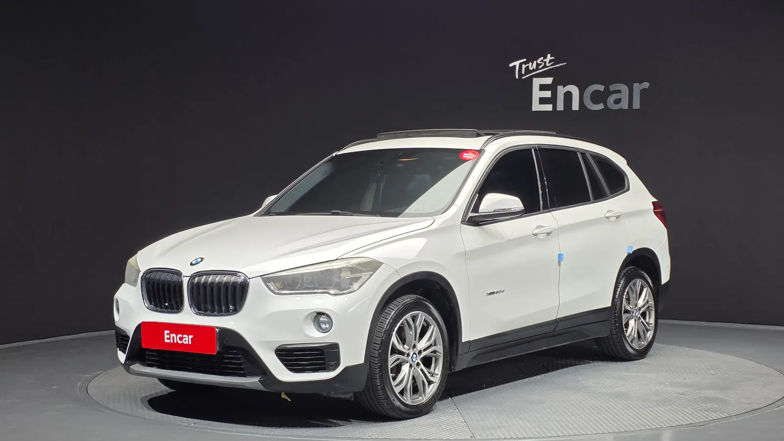 BMW X1 (F48) xDrive 20d 2016 — photo 1 sur 20