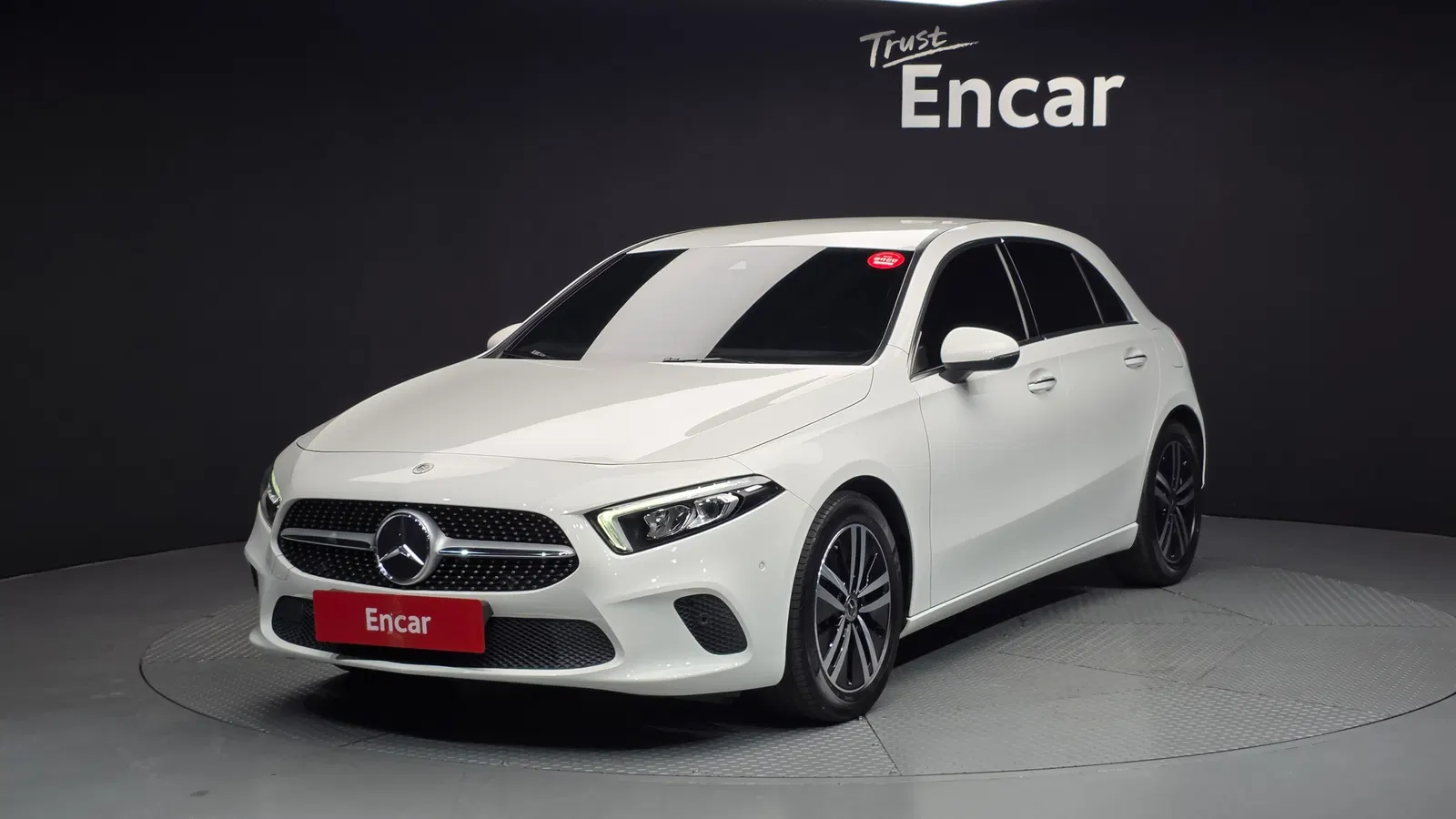 Mercedes-Benz Classe A A220 5 portes (W177) 2023 — photo 1 sur 30