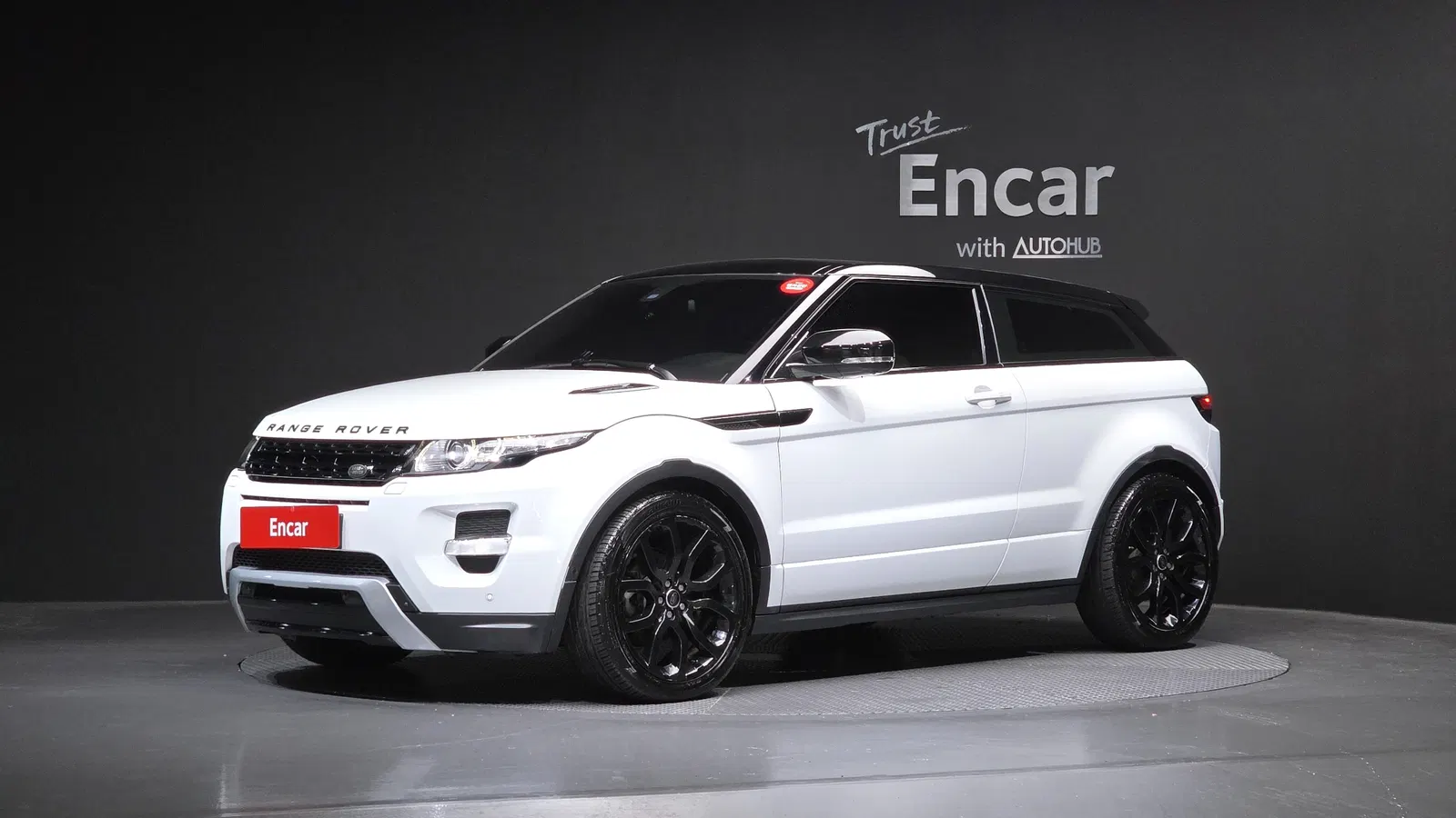 Land Rover Range Rover Evoque 2.0 Si4 Dynamic Coupé 2013 — photo 1 sur 30