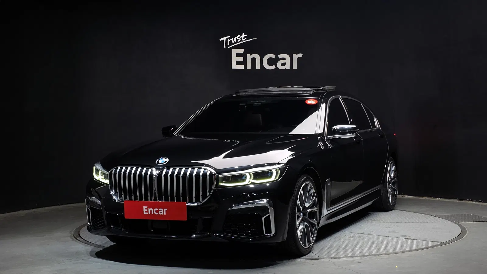BMW Série 7 (G11) 740Li xDrive M Sport 2022 — photo 1 sur 30