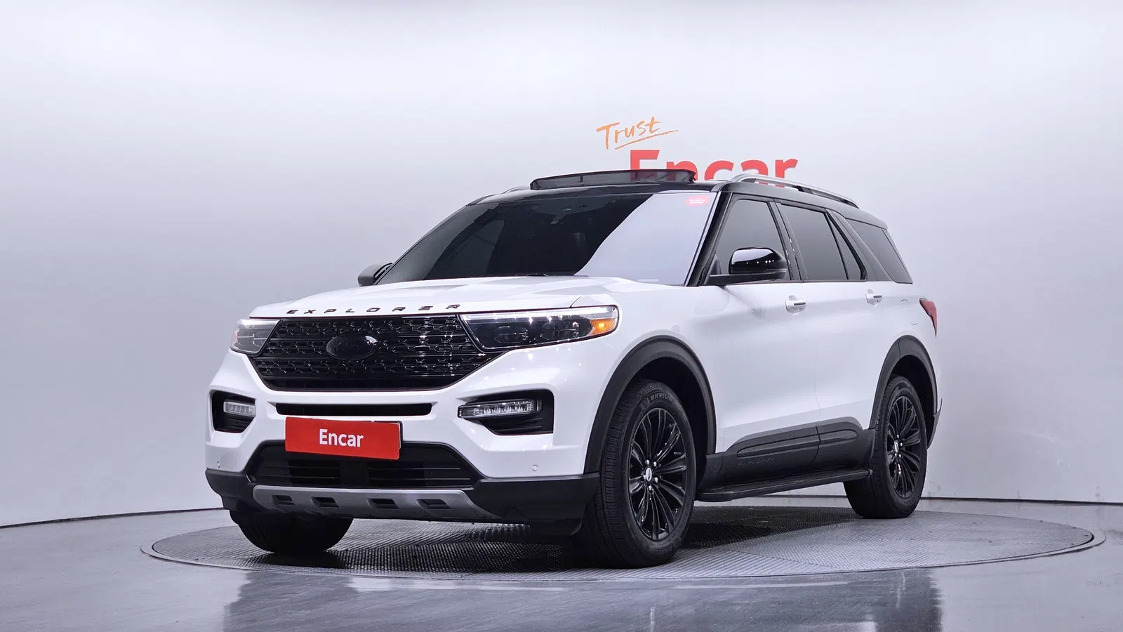 Ford Explorer 6e génération 2.3 Limited 4WD 2022 — photo 1 sur 33