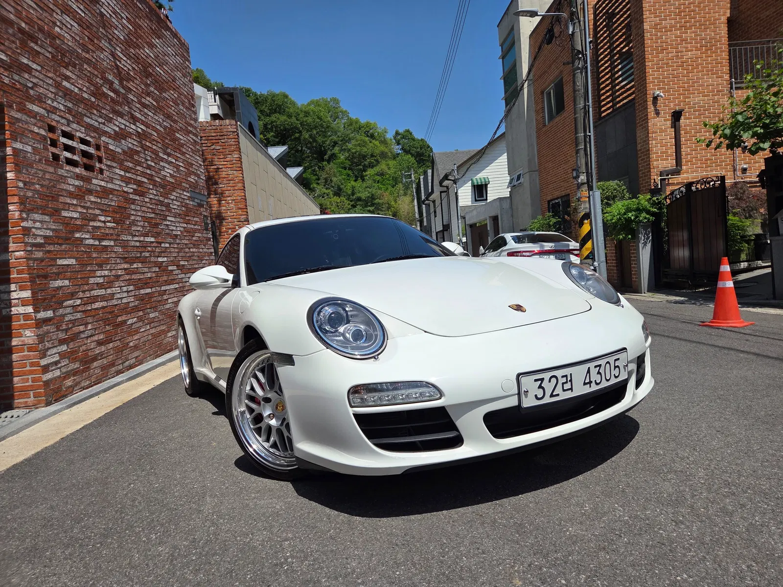 Porsche 911 Carrera S 2009 — photo 1 sur 26
