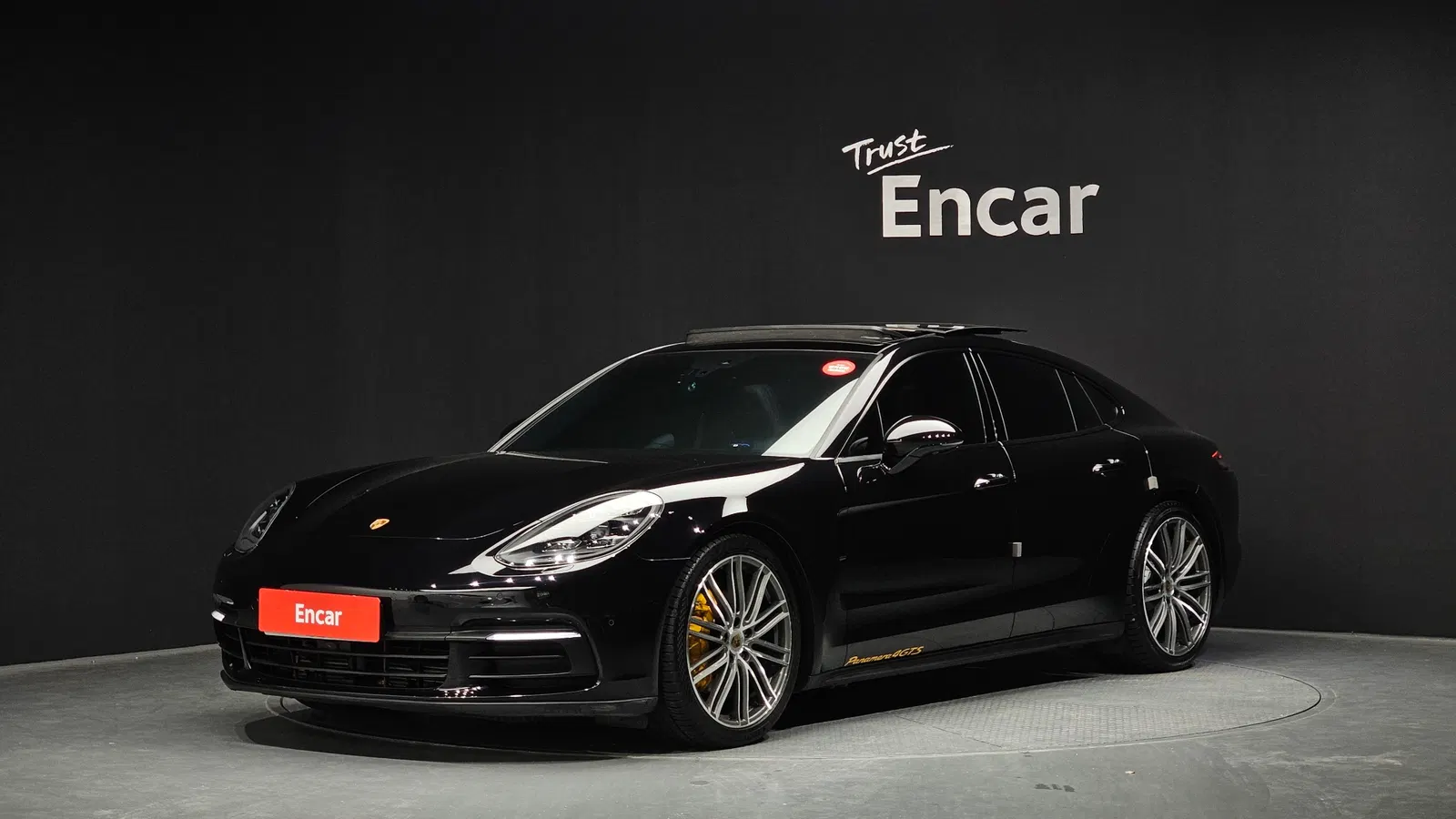 Porsche Panamera (971) 3.0 AWD 2018 — photo 1 sur 33