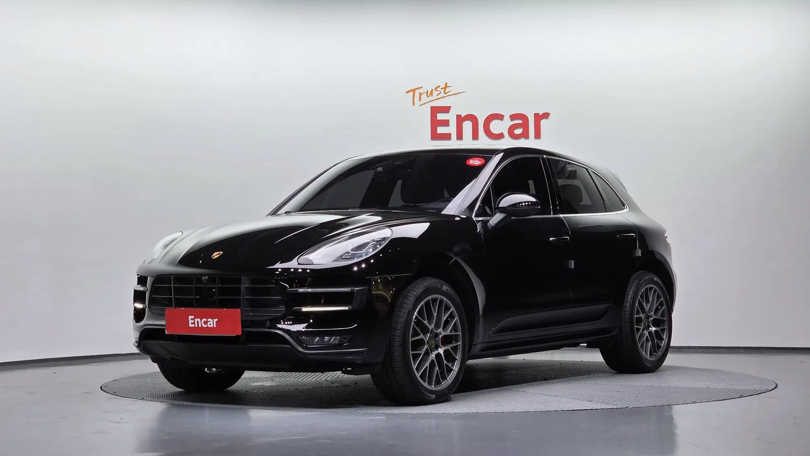 Porsche Macan 3.6 Turbo 2017 — photo 1 sur 40
