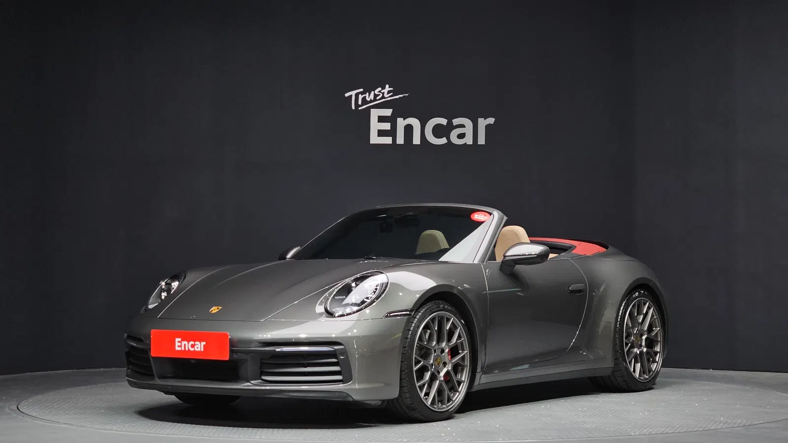 Porsche 911 (992) Carrera 4S Cabriolet 2022 — photo 1 sur 36