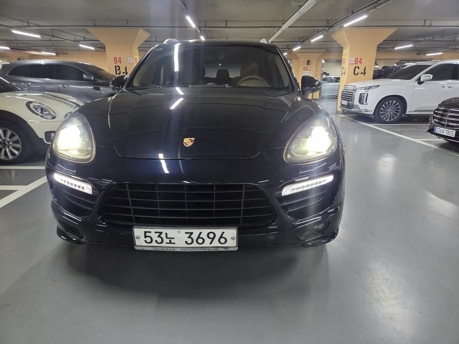 Porsche Cayenne 4.8 GTS 2013 — photo 1 sur 20