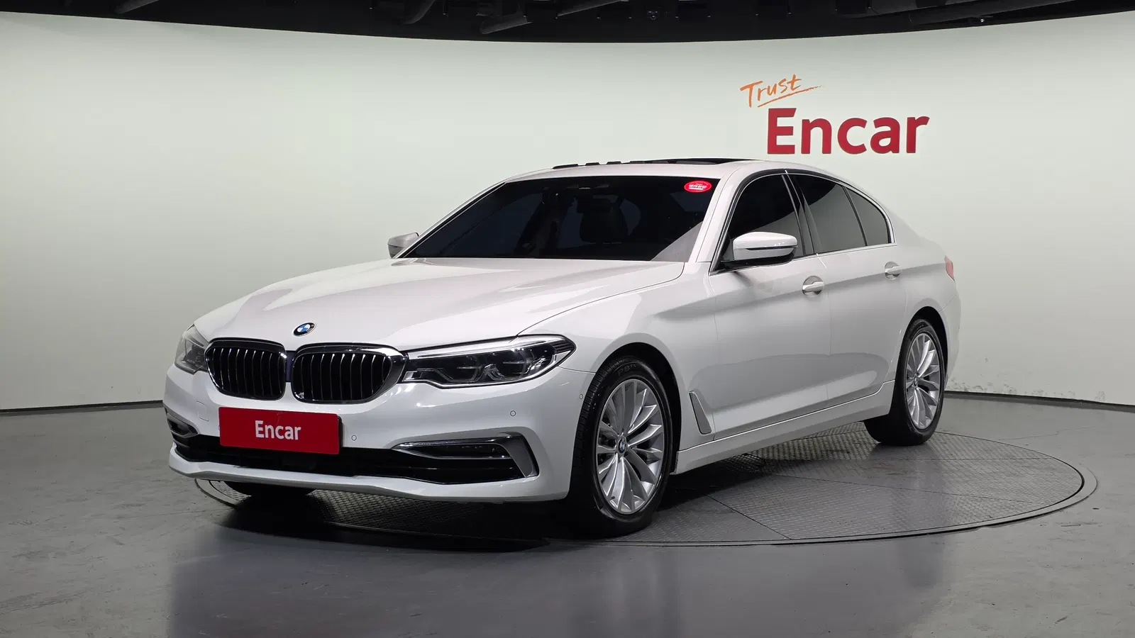 BMW Série 5 (G30) 520d Luxury Special Edition 2019 — photo 1 sur 20