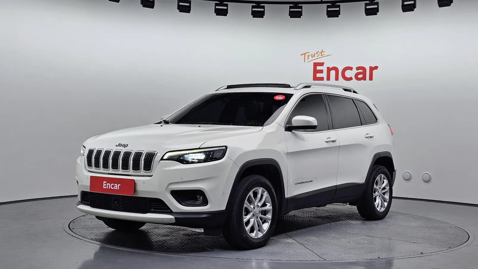 Jeep Cherokee(KL) 2.4 Longitude High AWD 2019 — photo 1 sur 20