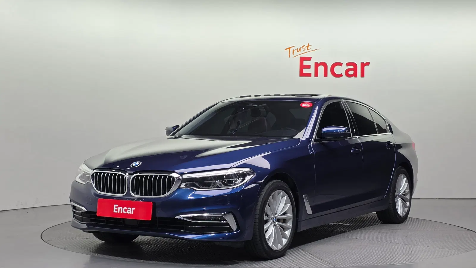 BMW Série 5 (G30) 530i xDrive Luxury Plus 2019 — photo 1 sur 20
