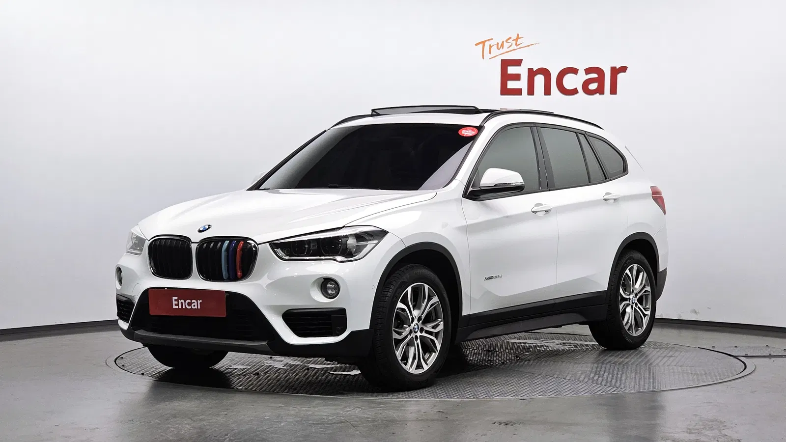 BMW X1 (F48) xDrive 20d 2016 — photo 1 sur 26