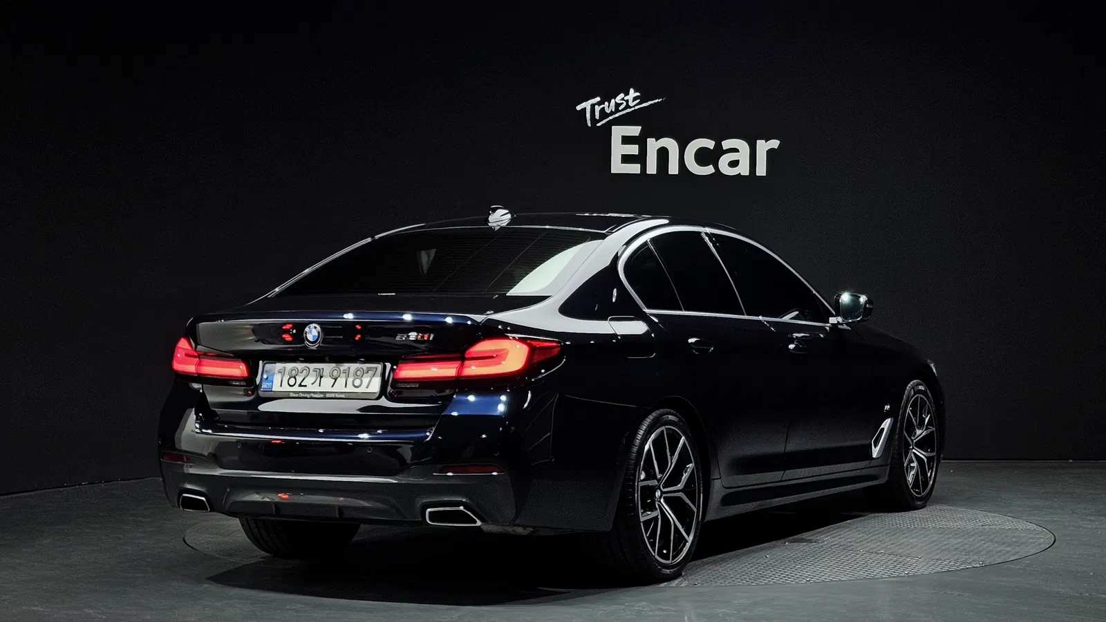 BMW Série 5 (G30) 530i M Sport 2022 — photo 1 sur 31