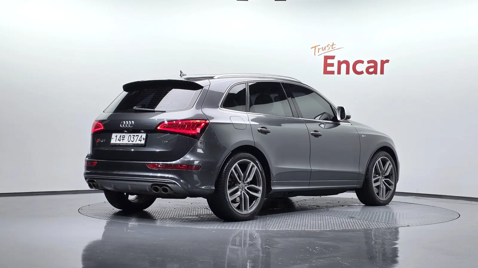 Audi SQ5 3.0 TDI Quattro 2015 — photo 1 sur 32