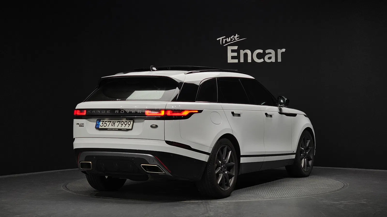 Land Rover Range Rover Velar 3.0 P400 R-Dynamic HSE 2021 — photo 1 sur 37